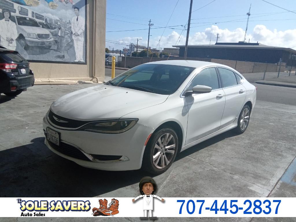 2015 Chrysler 200 Limited's photo