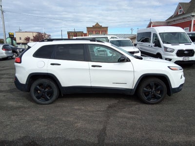 2017 Jeep Cherokee Sport