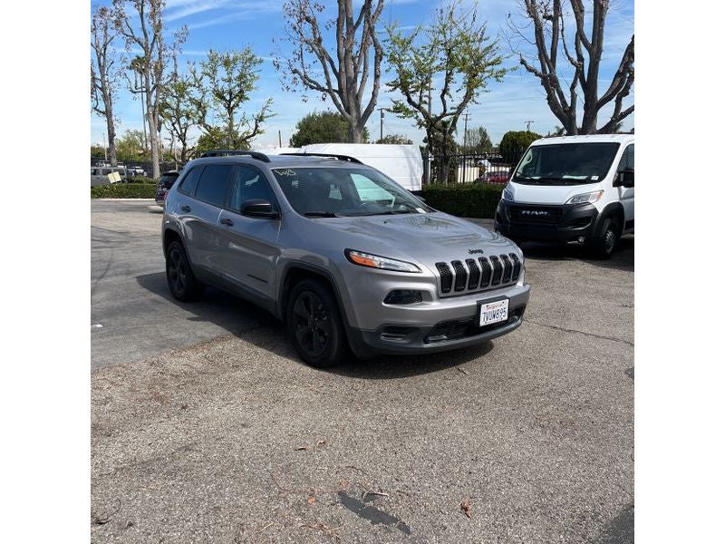2016 Jeep Cherokee Sport
