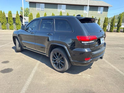 2017 Jeep Grand Cherokee Laredo
