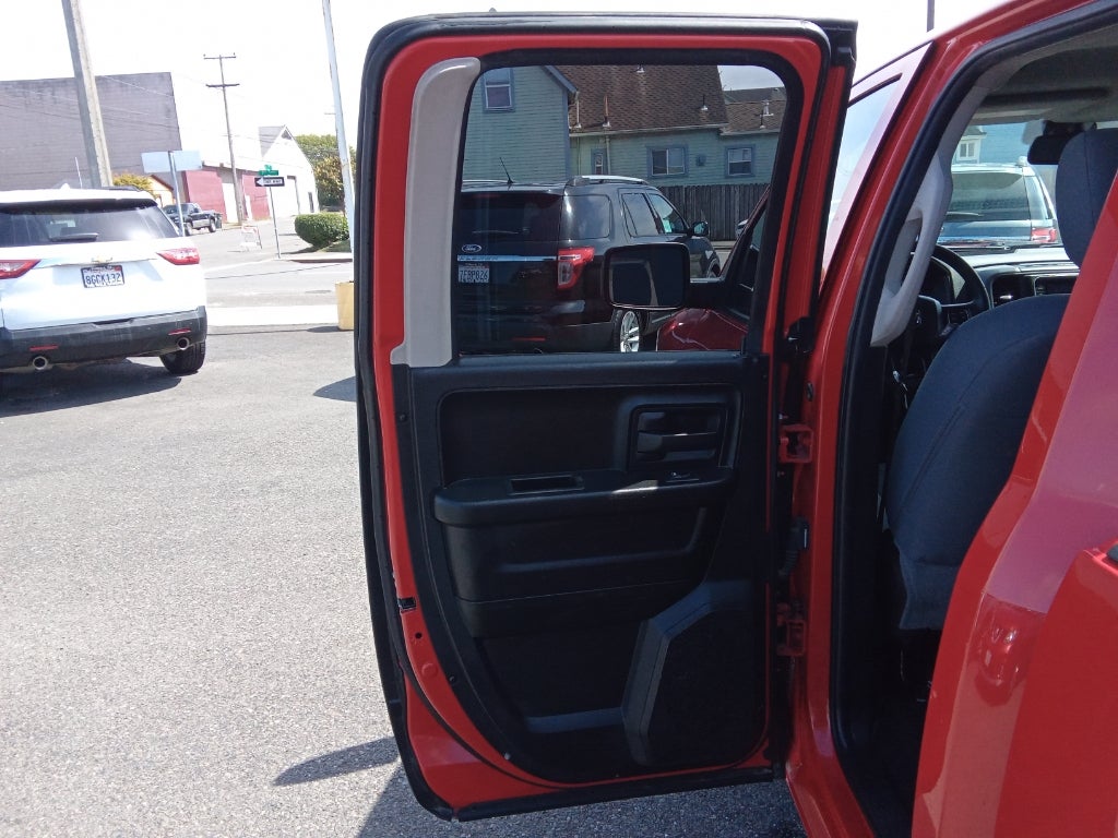 2019 RAM 1500 Classic Tradesman 4x2 Quad Cab 6'4" Box