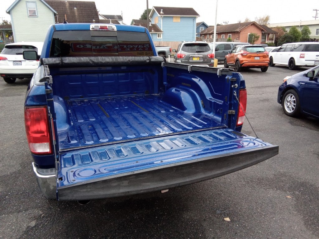 2015 RAM 1500 2WD Quad Cab 6.4 Ft Box SLT