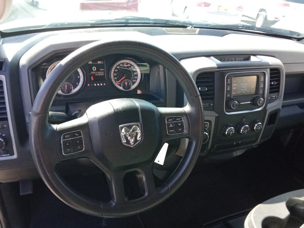 2016 RAM 1500 2WD Crew Cab 5.7 Ft Box Tradesman