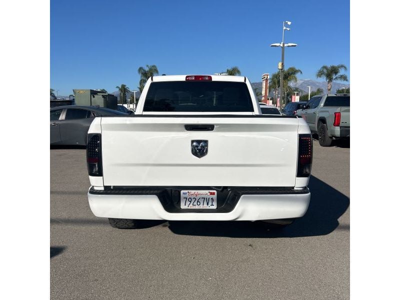 2015 RAM 1500 2WD Crew Cab 5.7 Ft Box Tradesman