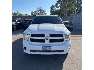 2015 RAM 1500 2WD Crew Cab 5.7 Ft Box Tradesman