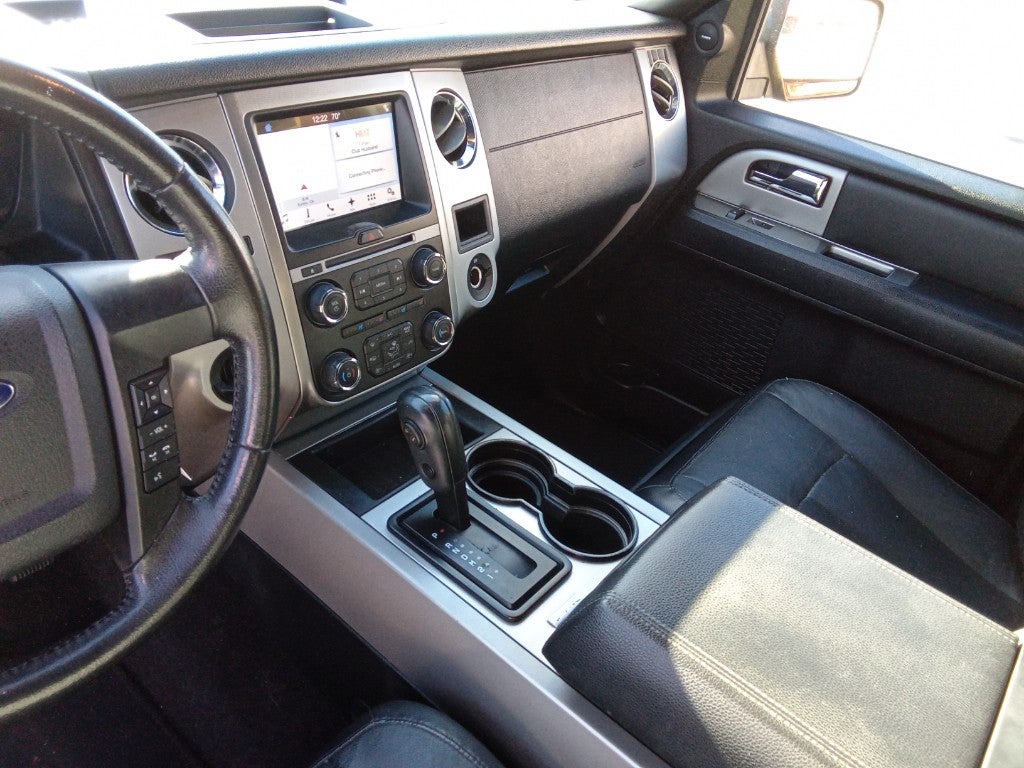 2017 Ford Expedition XLT 4x2