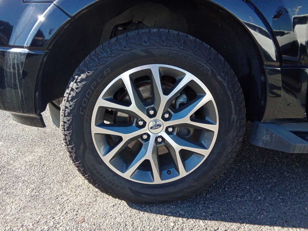 2017 Ford Expedition XLT 4x2