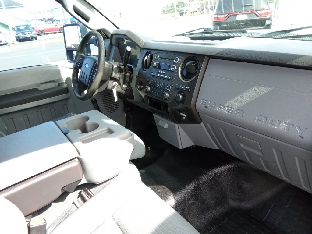 2016 Ford F-250 2WD Regular Cab 8 Ft Box XL