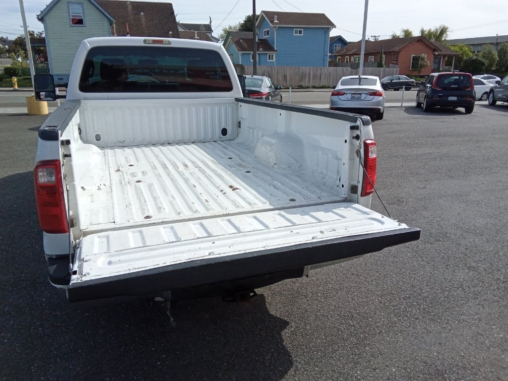2016 Ford F-250 2WD Regular Cab 8 Ft Box XL
