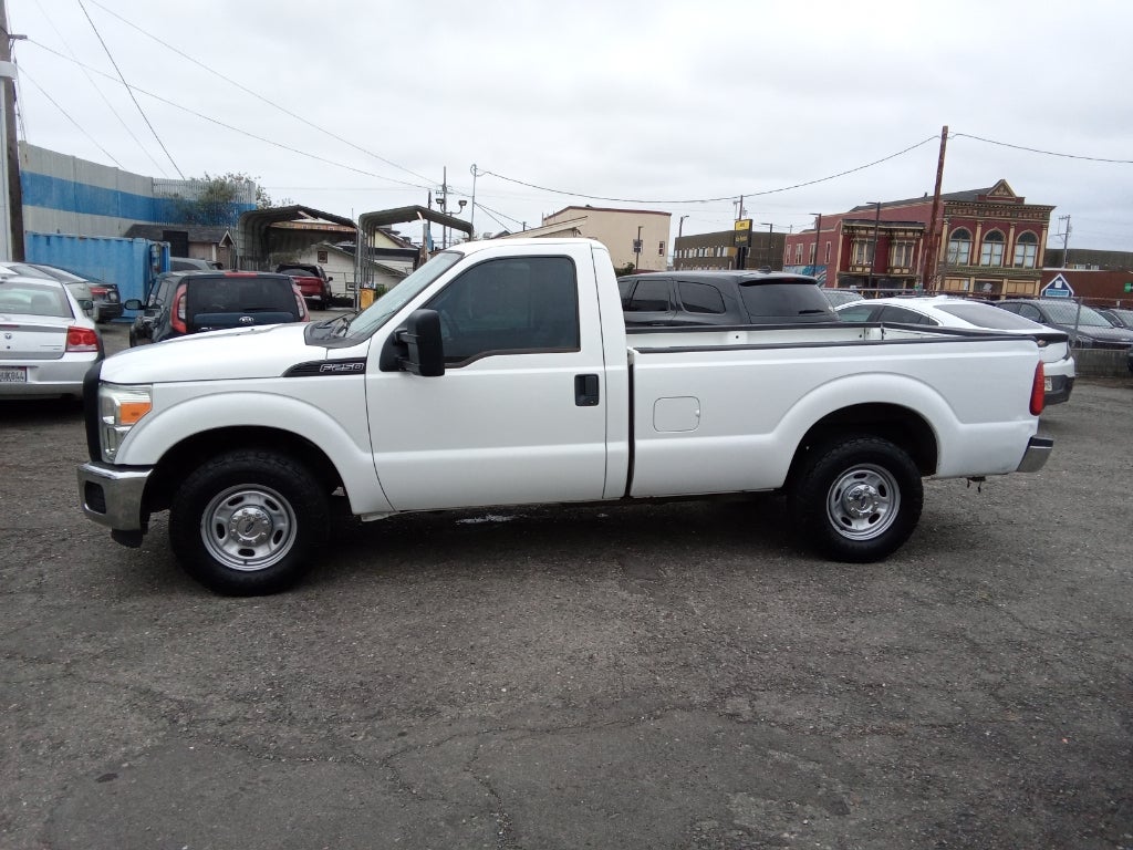 2016 Ford F-250 2WD Regular Cab 8 Ft Box XL