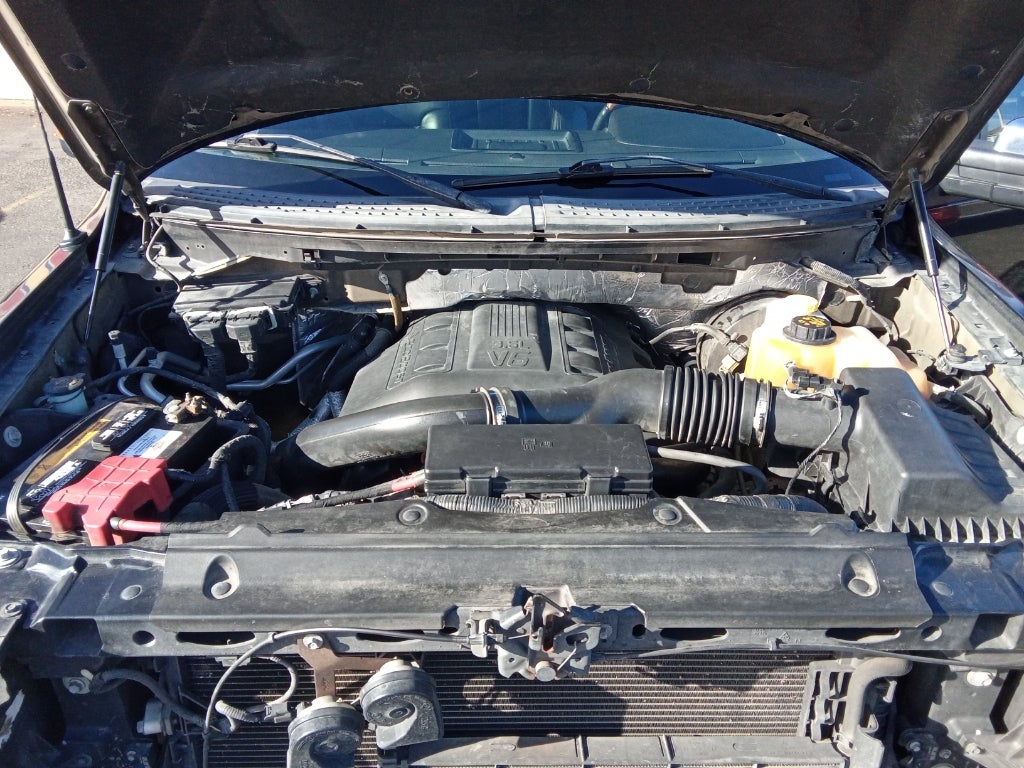 2013 Ford F-150 2WD SuperCrew 5-1/2 Ft Box XL