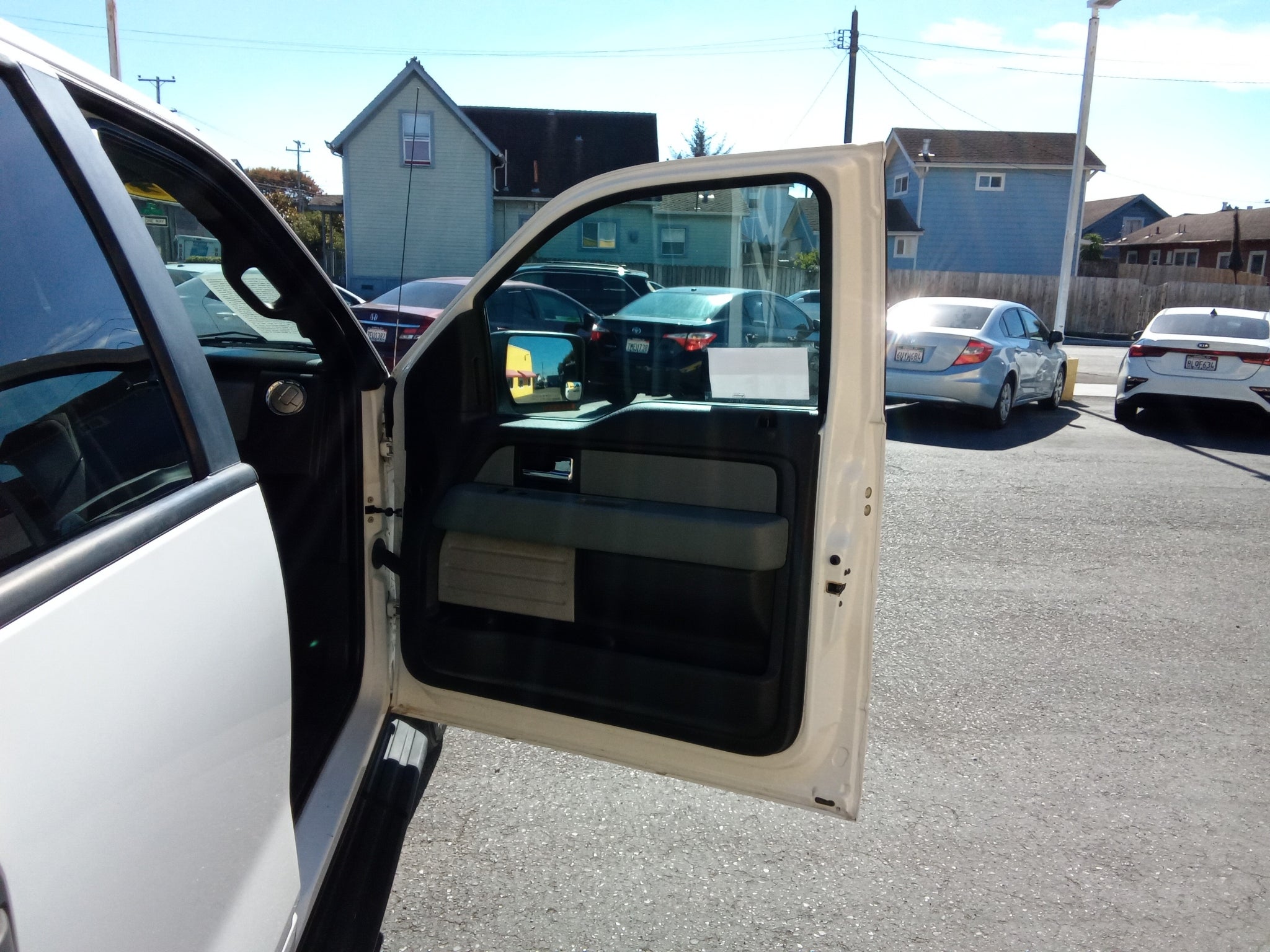 2014 Ford F-150 2WD SuperCrew 5-1/2 Ft Box XL