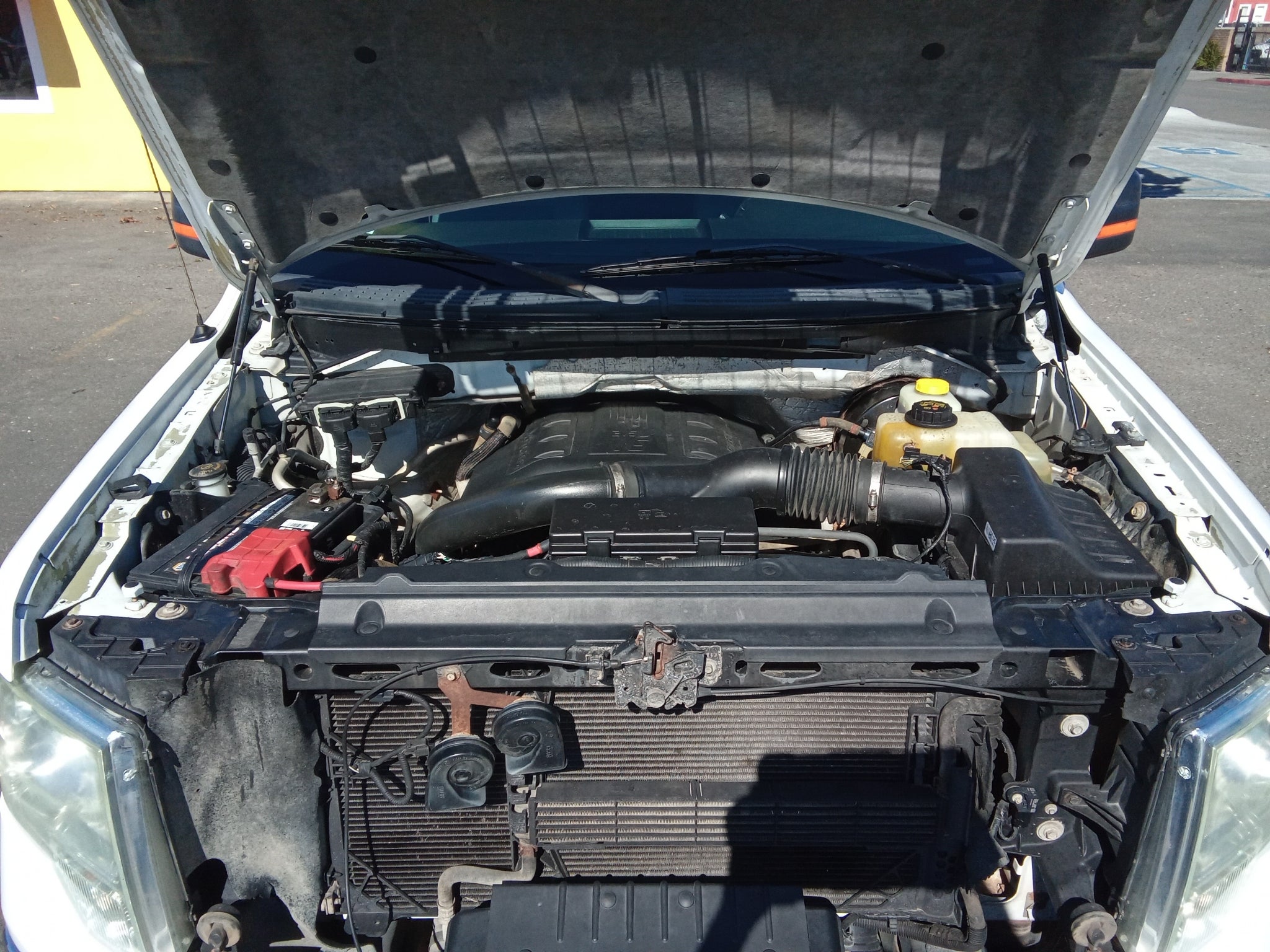 2014 Ford F-150 2WD SuperCrew 5-1/2 Ft Box XL