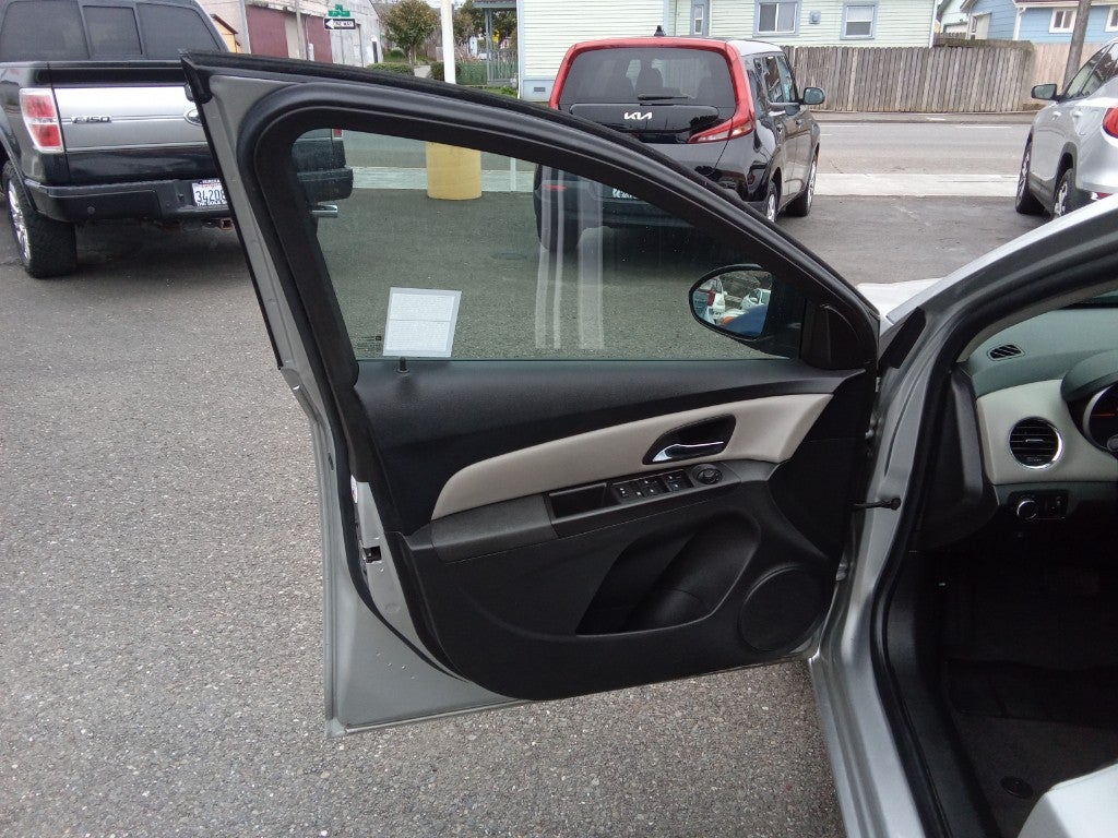 2015 Chevrolet Cruze 1LS