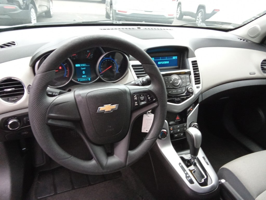 2015 Chevrolet Cruze 1LS