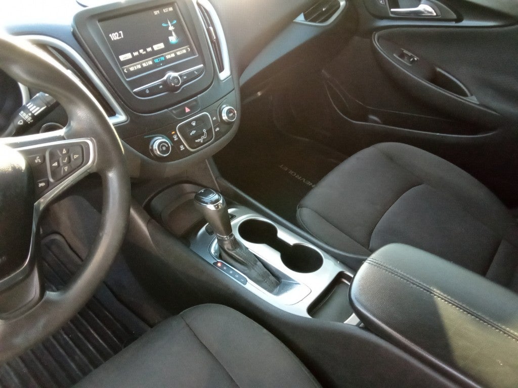 2018 Chevrolet Malibu LS (1LS)