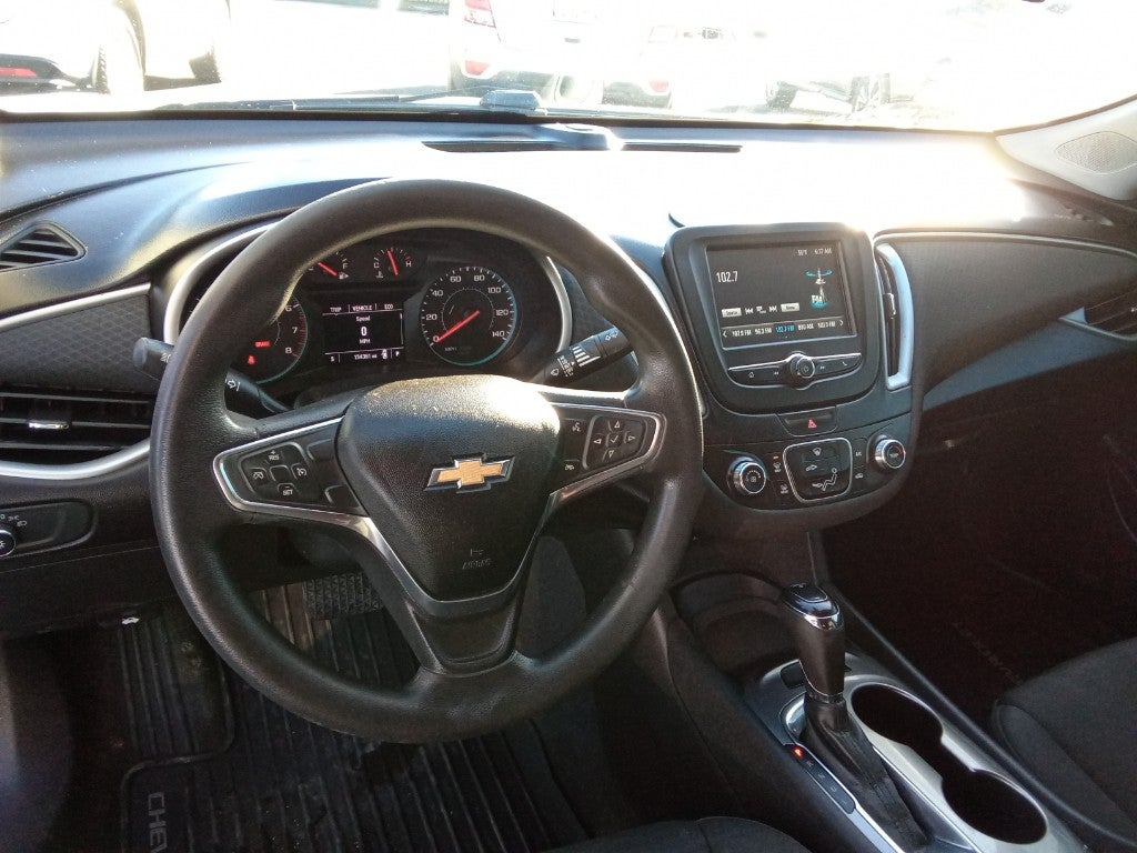 2018 Chevrolet Malibu LS (1LS)