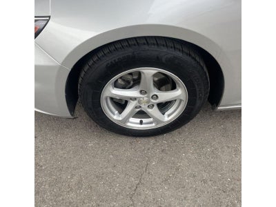 2018 Chevrolet Malibu LS (1LS)