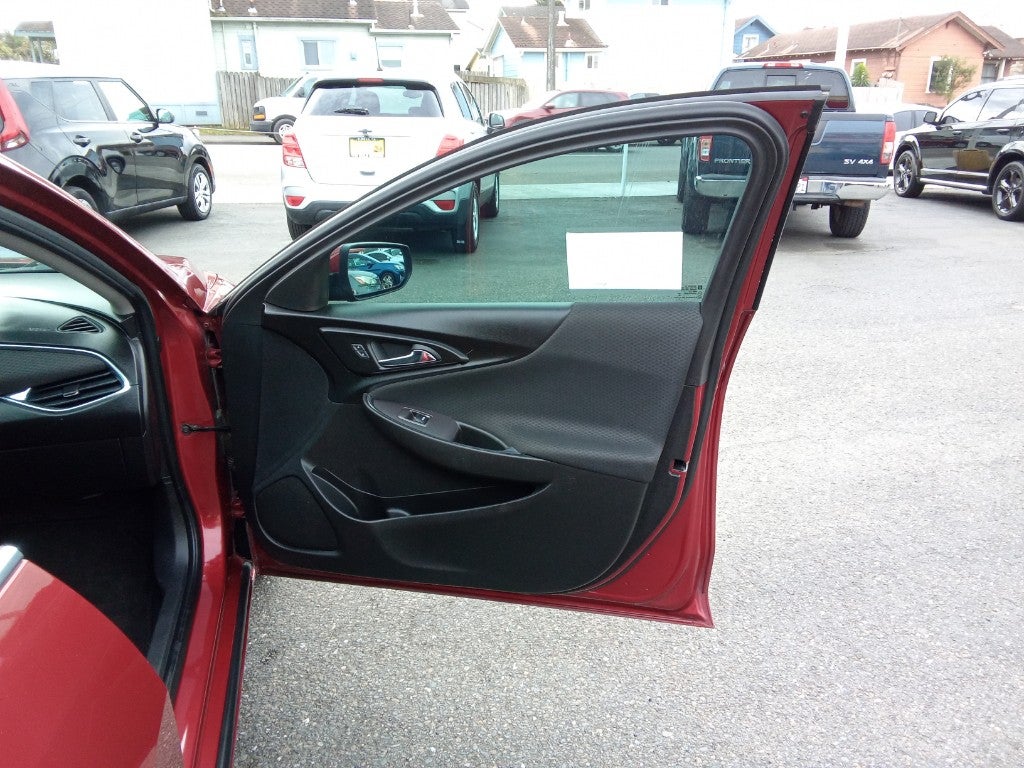 2018 Chevrolet Malibu LT (2FL)