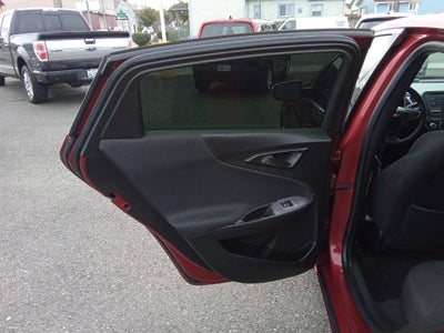 2018 Chevrolet Malibu LT (2FL)