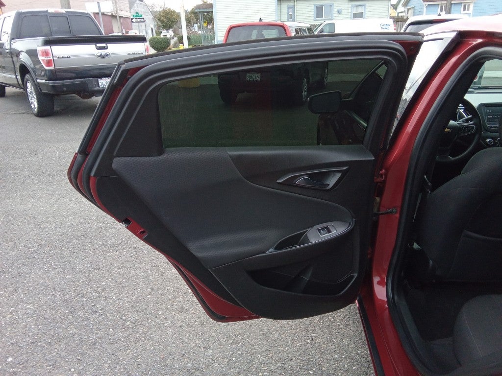 2018 Chevrolet Malibu LT (2FL)