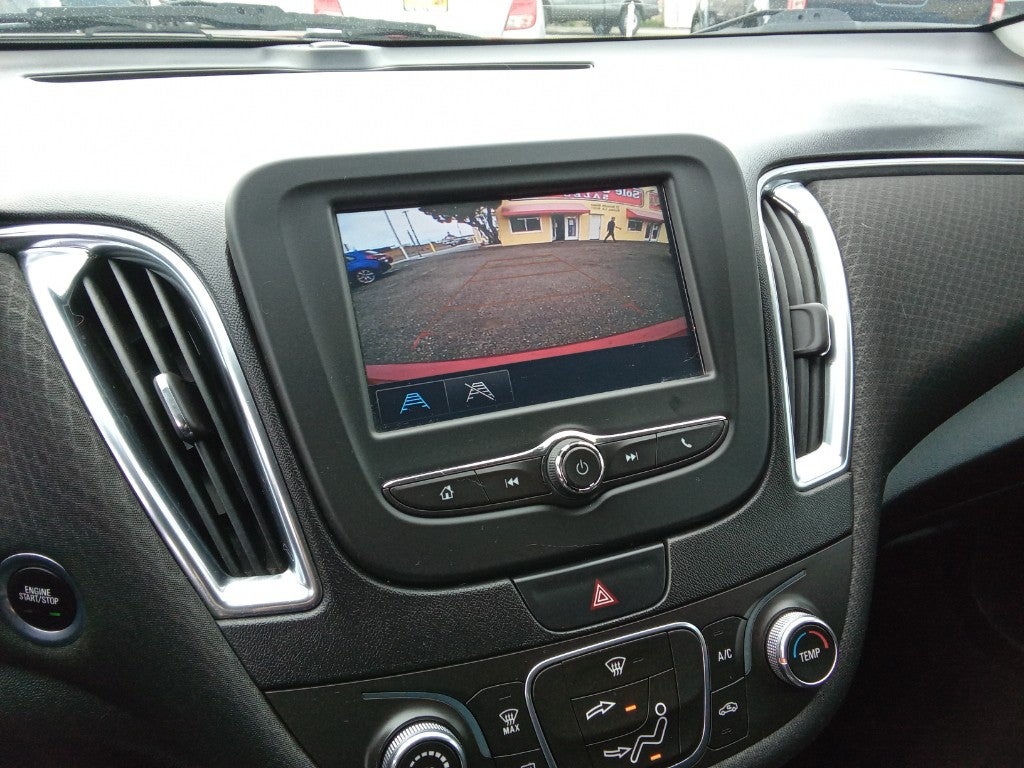 2018 Chevrolet Malibu LT (2FL)