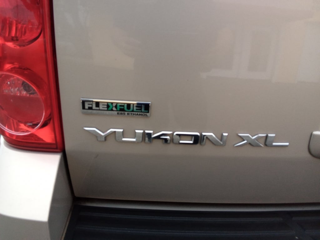 2012 GMC Yukon XL SLE1