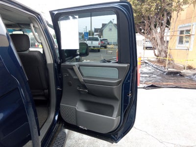 2006 Nissan Titan 4WD Crew Cab XE