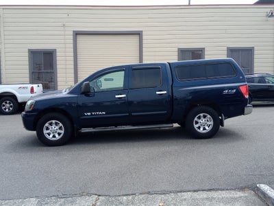 2006 Nissan Titan 4WD Crew Cab XE