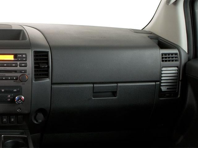 2011 Nissan Titan 4WD Crew Cab Short Bed PRO-4X