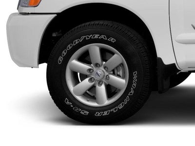 2011 Nissan Titan 4WD Crew Cab Short Bed PRO-4X