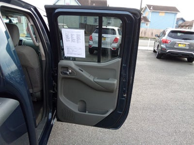 2016 Nissan Frontier 4WD Crew Cab SWB Auto SV