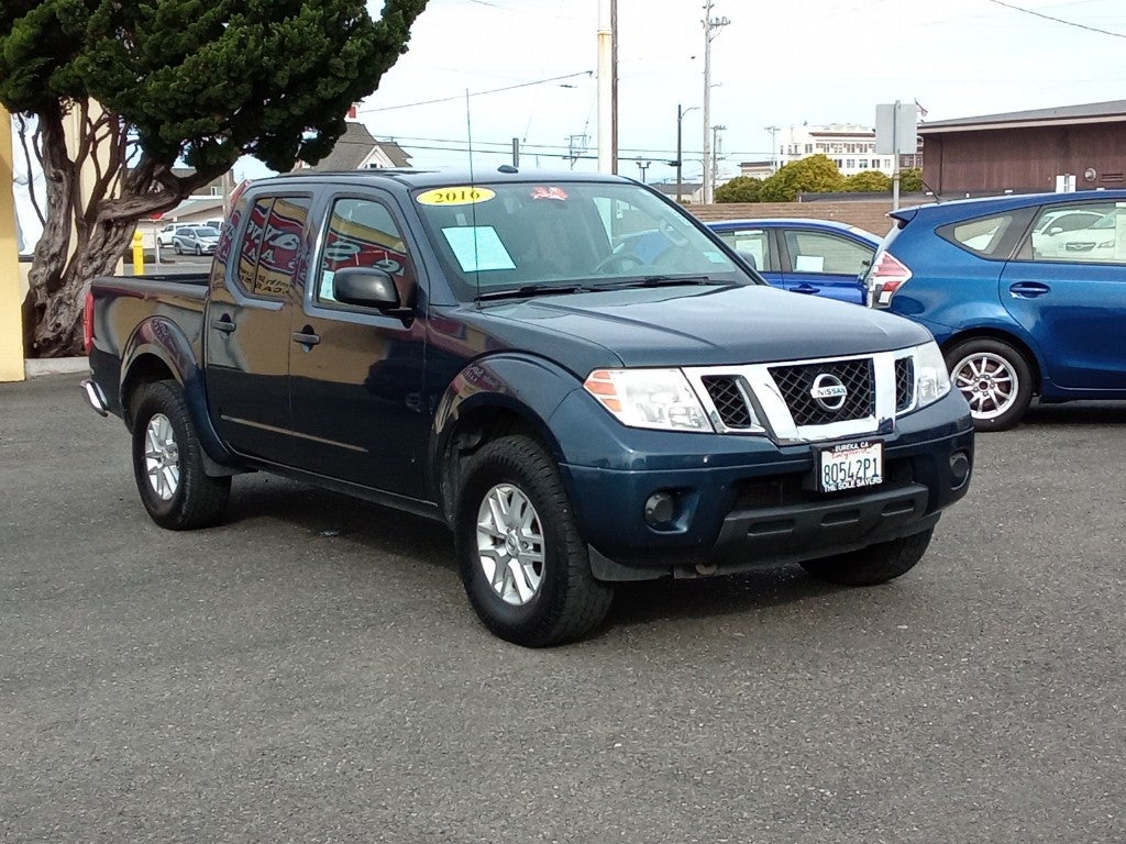 2016 Nissan Frontier 4WD Crew Cab SWB Auto SV
