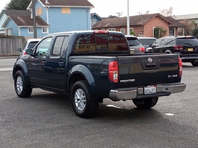 2016 Nissan Frontier 4WD Crew Cab SWB Auto SV