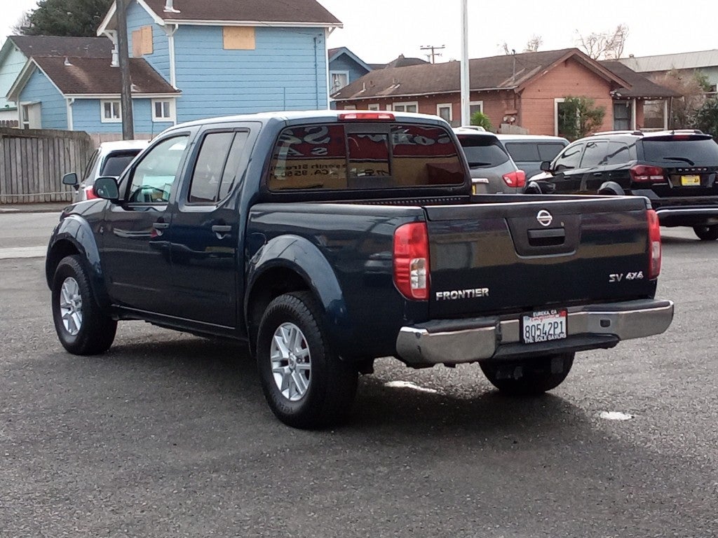 2016 Nissan Frontier 4WD Crew Cab SWB Auto SV
