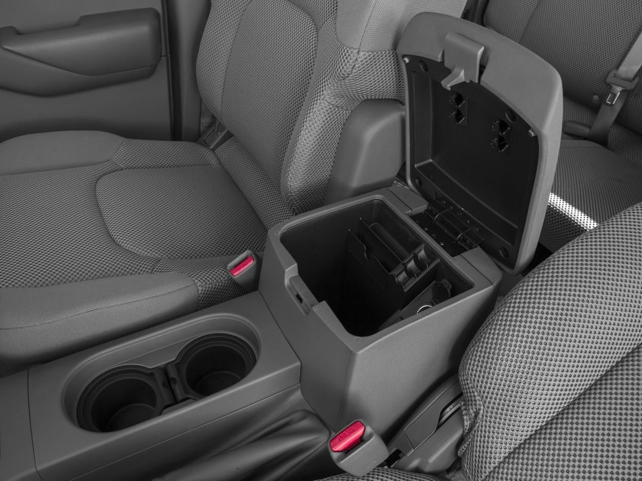 2016 Nissan Frontier 4WD Crew Cab SWB Auto SV