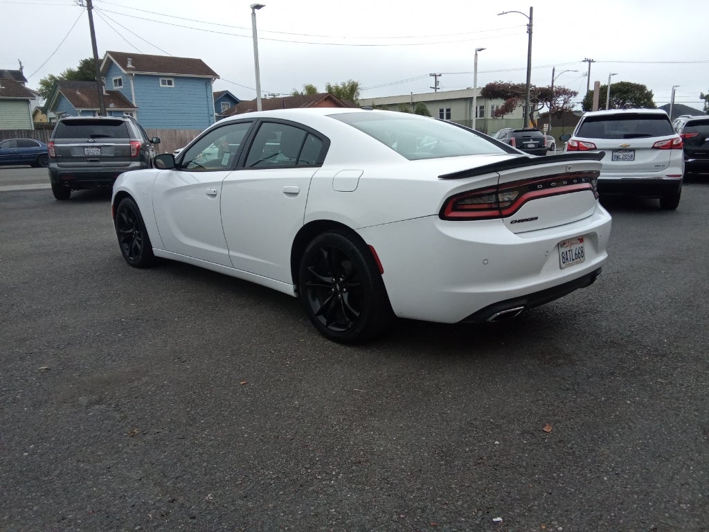 2018 Dodge Charger SXT
