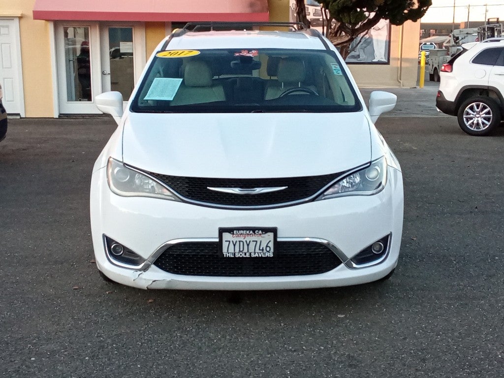 2017 Chrysler Pacifica Touring L