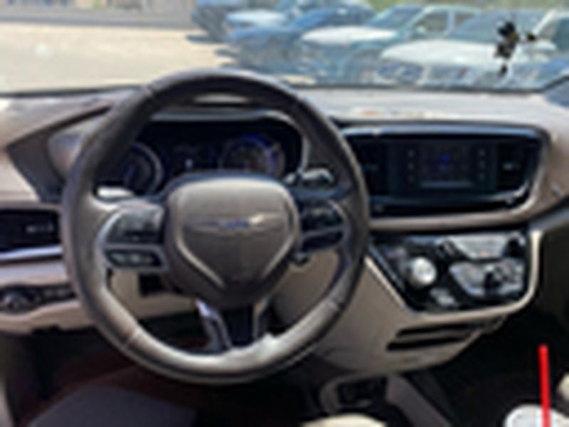 2017 Chrysler Pacifica Touring L