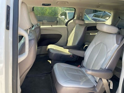 2017 Chrysler Pacifica Touring L