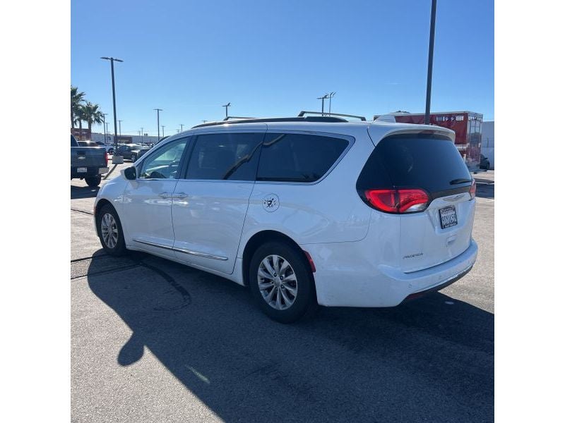 2017 Chrysler Pacifica Touring L