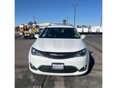 2017 Chrysler Pacifica Touring L