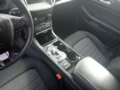 2020 Ford Edge SE