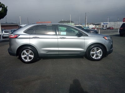 2020 Ford Edge SE