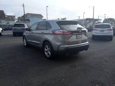 2020 Ford Edge SE