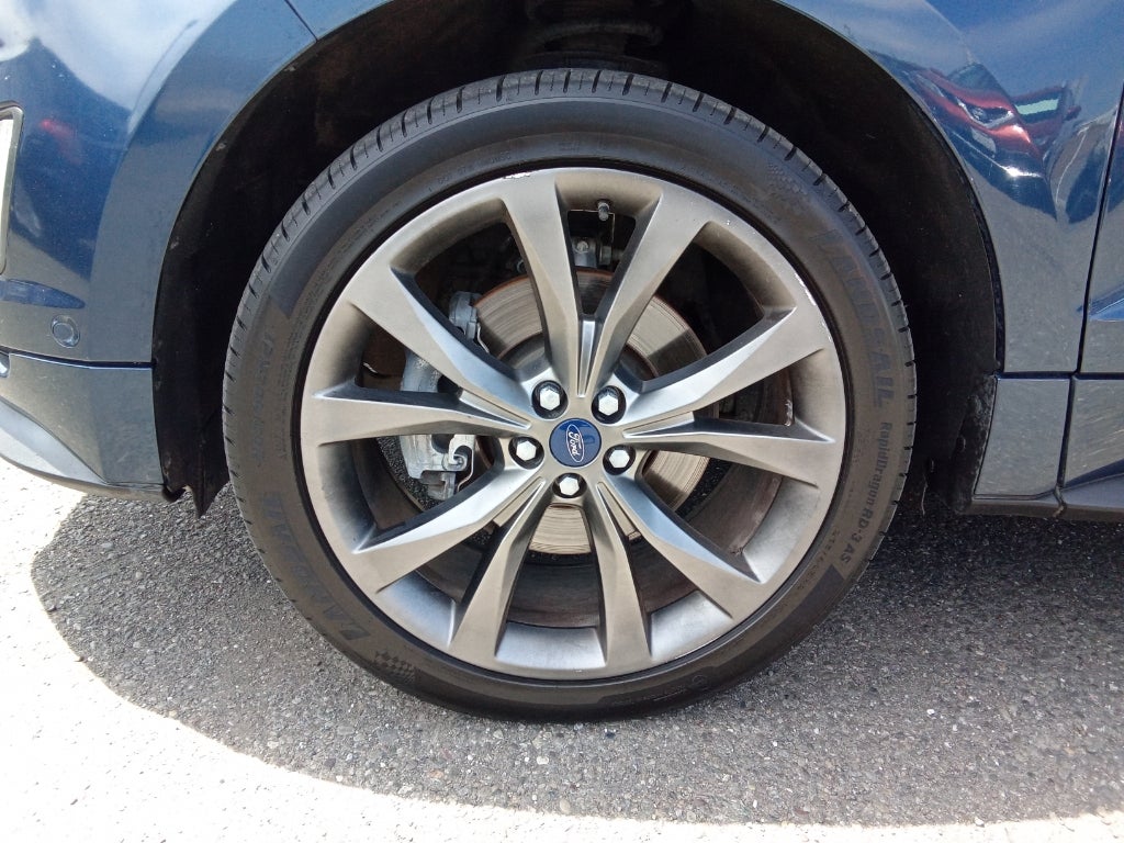 2017 Ford Edge Sport