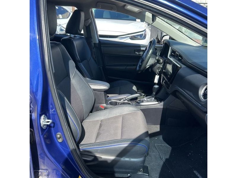 2019 Toyota Corolla SE CVT (Natl)