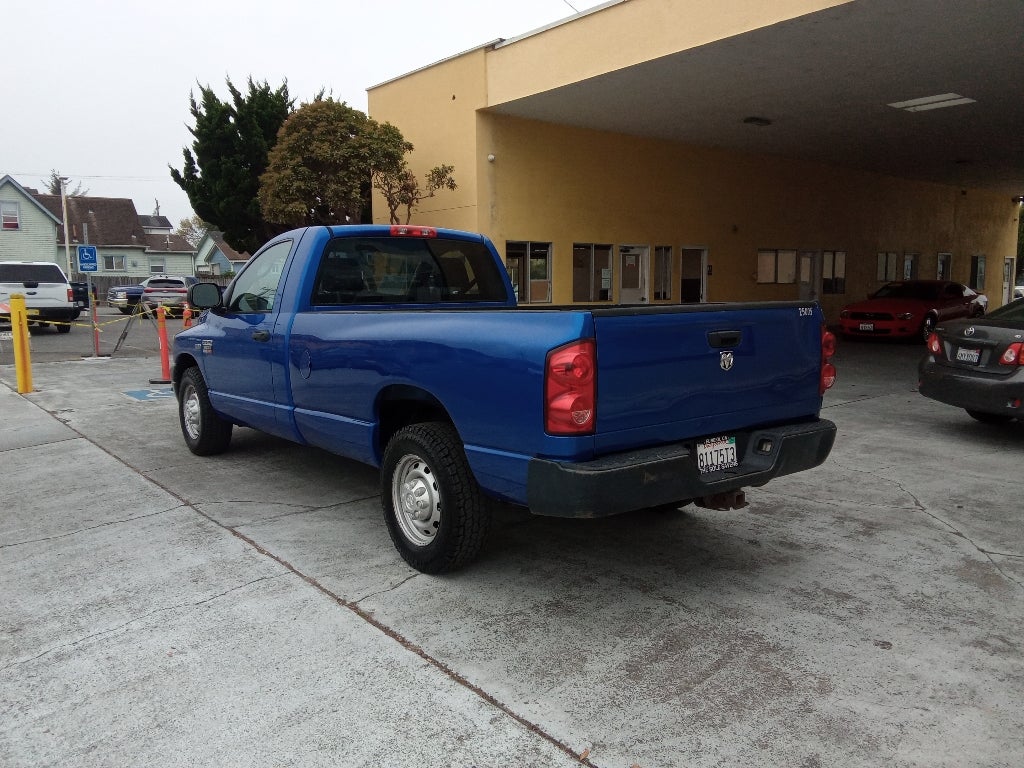2009 Dodge Ram Pickup 2WD Regular Cab 8 Ft Box ST