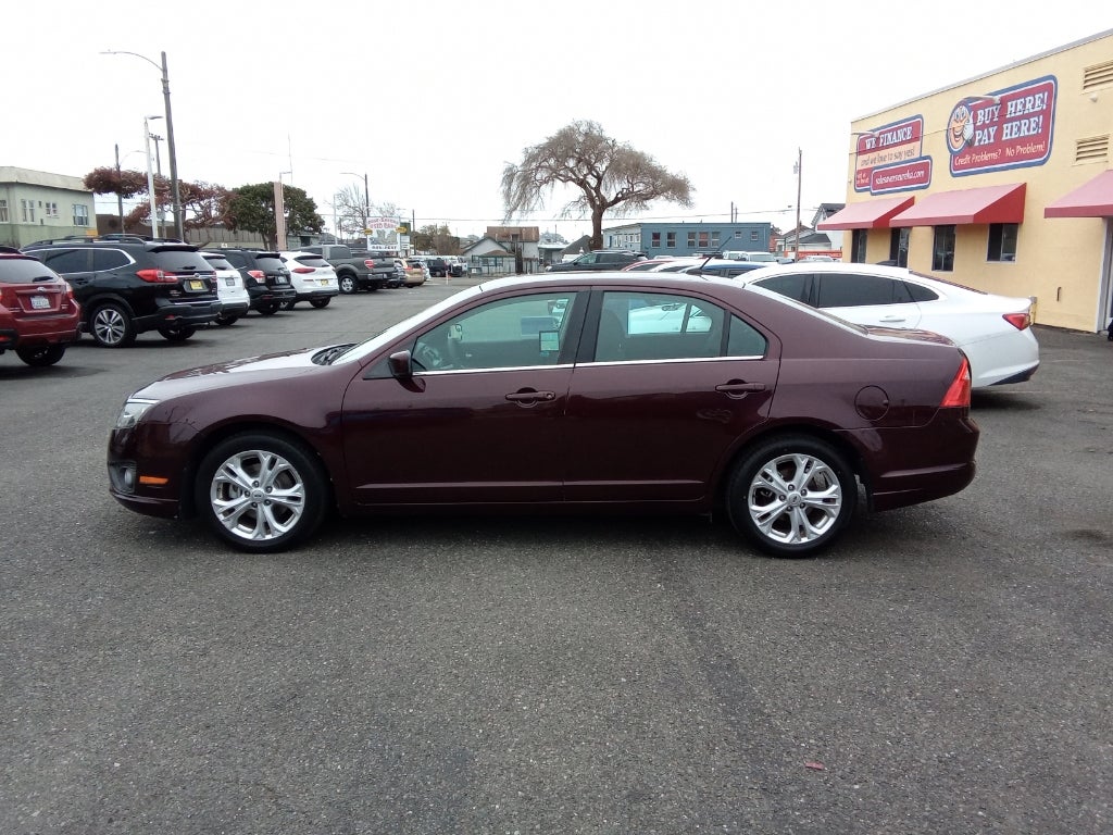 2012 Ford Fusion SE