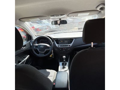 2022 Hyundai Accent SEL Sedan IVT